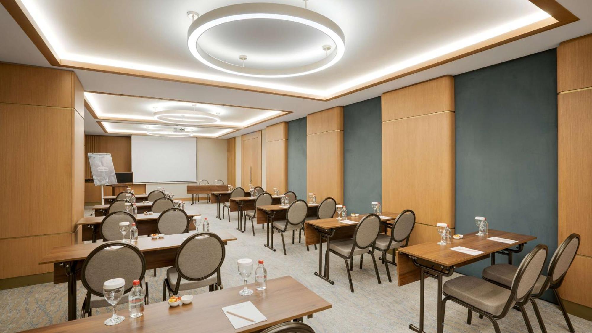 Radisson Hotel Istanbul Merter Exterior foto