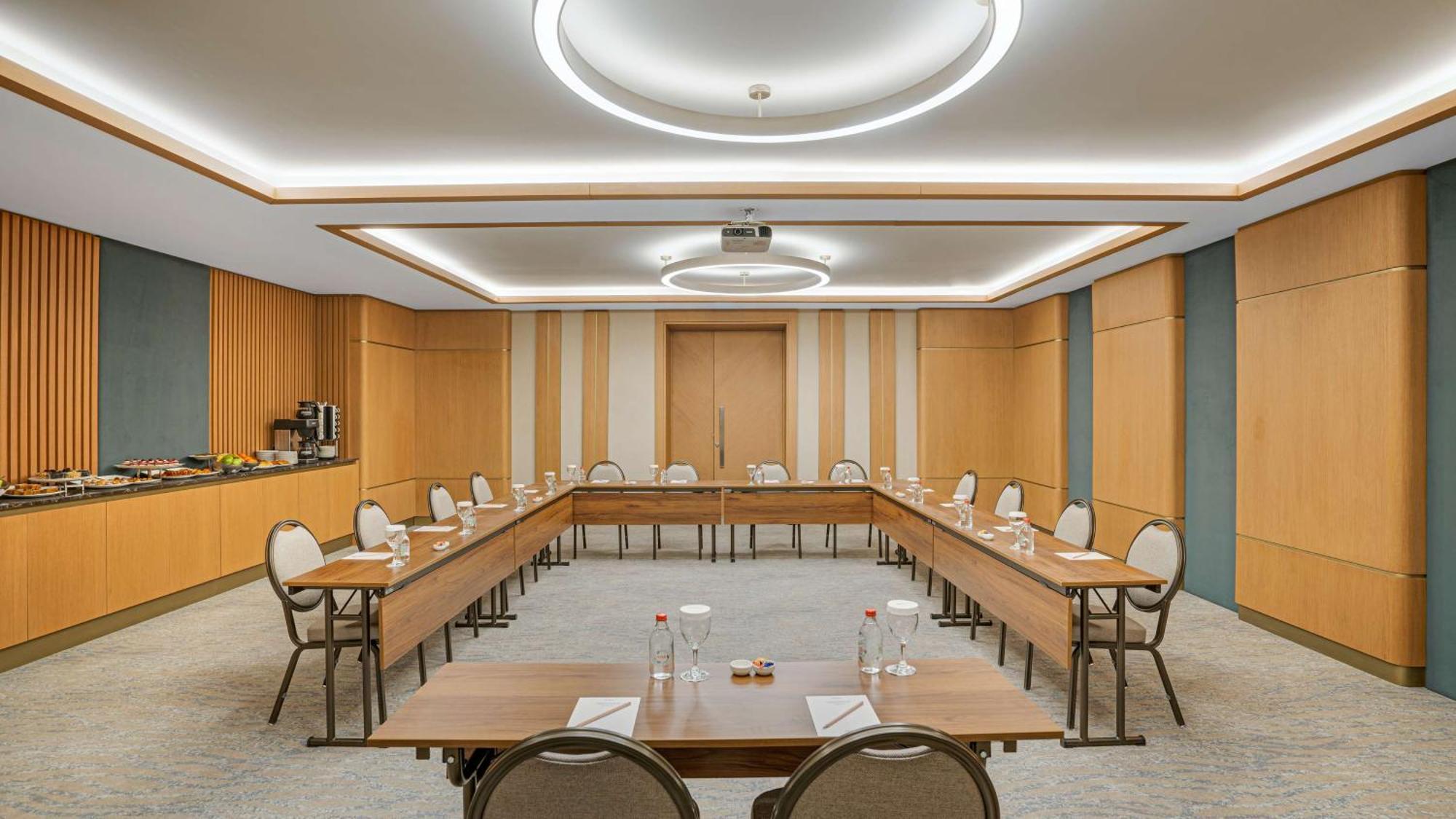 Radisson Hotel Istanbul Merter Exterior foto