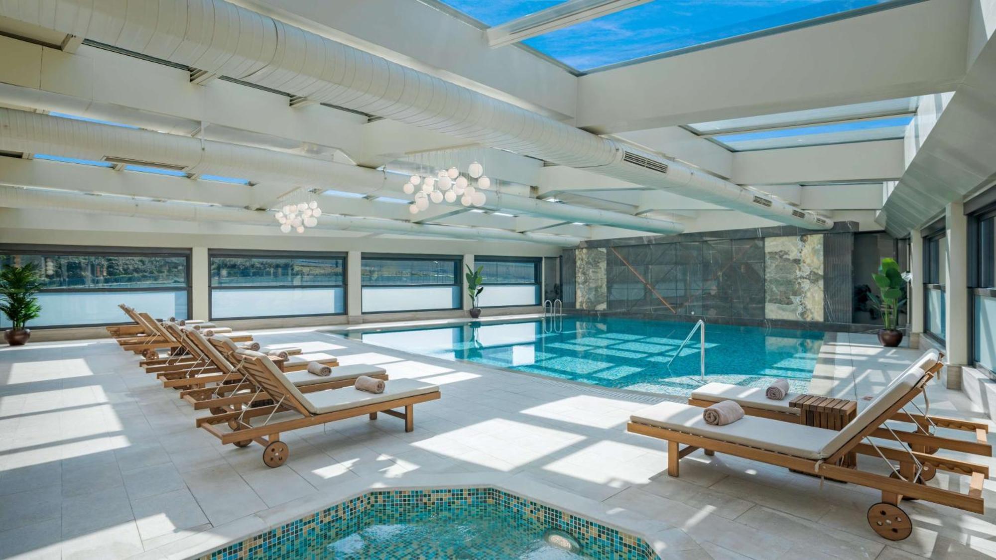 Radisson Hotel Istanbul Merter Exterior foto